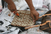PHILIPPINES-QUEZON-ANTI-COUNTERFEITING