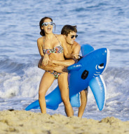 New Couple  Alert: Ashley Tisdale and Zac Efron dating?  Part2