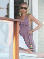 EXCLUSIVE Kimberly Stewart celebrates the 4th of July without baby daddy Benicio del Toro 