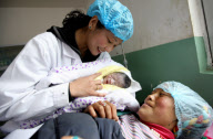 CHINA-TIBET-MAIZHOKUNGGAR-NEWBORN-OBSTETRICS DOCTOR (CN)