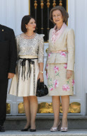 Los REyes reciben al Presidente de Panama y a su mujer en Zarzuela.
