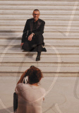 Exkl.: George Michael bei einem Shooting mit Fotografin C True auf den Stufen der Opera Garnier in Paris