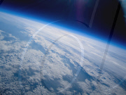 Jugendliche machen Fotos aus der Stratosphäre mittels unbemanntem Heliumballon