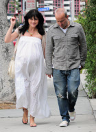 An Overdue Selma Blair Shops Around With Jason 