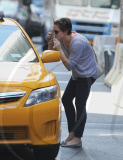 EMMA WATSON GETS ALL FLUSTERED WHILE TRYING TO CATCH A CAB IN NYC. THE ACTRESS EVEN TRIED TAKING OFF HER SUNGLASSES IN HOPES TE DRIVER WOULD RECOGNIZE HER. 