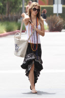 AnnaLynne McCord Wearing the eBay & CFDA You Can't Fake Fashion Tote
