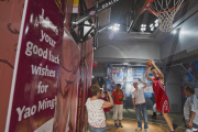 U.S.-NEW YORK-MADAME TUSSAUDS-YAO MING-RETIREMENT