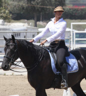EXCLUSIVE Leona Lewis horseback riding with no helmet