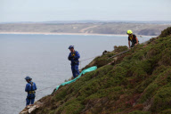 Rettungsaktion am Kliff bei Newquay