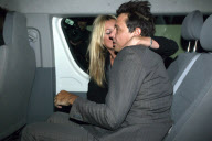Kate Moss und Ehemann Jamie Hince verlassen das Duke Hotel in Sydney