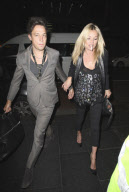 Kate Moss und Ehemann Jamie Hince verlassen das Duke Hotel in Sydney
