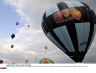 CHAMBLEY : World gathering of hot air balloons