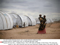 KENYA: SOMALIANS FLEE TO DADAAB REFUGEE CAMP