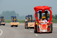 #CHINA-XINGTAI-WEDDING-FORKLIFTS (CN)