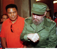 LA HAVANE: MOHAMMED ALI MEETS FIDEL CASTRO