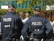 Protest gegen Neonazi-Aufmarsch in Bad Nenndorf