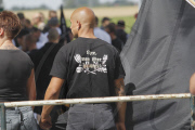 Protest gegen Neonazi-Aufmarsch in Bad Nenndorf