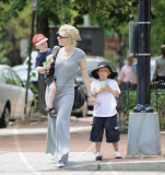 Cate Blanchett And Sons Stroll Around D.C.