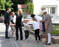 Norwegische Royals am 1. Schultag von Sverre_Magnus in die Schule in Asker