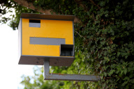 Kampf den Rasern: Eine nachgebaute Radarfalle sorgt für Ruhe in Willington