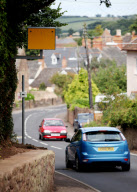 Kampf den Rasern: Eine nachgebaute Radarfalle sorgt für Ruhe in Willington