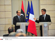 PARIS: Makhmoud Jibril meets with Nicolas Sarkozy