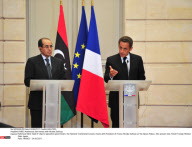 PARIS: Makhmoud Jibril meets with Nicolas Sarkozy