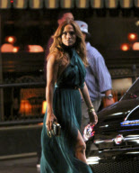 Jennifer Lopez Films A Night Scene For Fiat 500