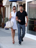 Brooke Burke and David Charvet go to the jewerly store