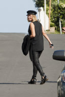 EXC Pics Of Lara Bingle on Bondi Beach after Justin Hemmes Party
