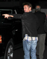 EXCLUSIVE Sean Penn spits on the paps!