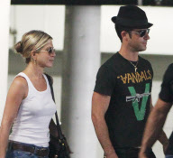 Jennifer Aniston and Justin Theroux leaving yoga