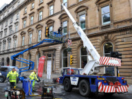 Grosses Reinemachen und Abbau von Requisiten nach den Dreharbeiten von World War Z in Glasgow