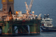 Greenpeace battles Artic oil companies