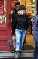 Jennifer Aniston and Justin Theroux buy kitchenware in matching attire NO MAKE UP