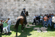 Zusammenstösse zwischen israelischen Streitkräften und Muslime vor dem Damaskus Tor in Jerusalem