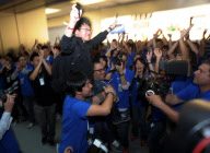 #CHINA-SHANGHAI-APPLE STORE-OPEN (CN)