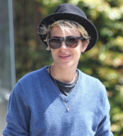 EXCLUSIVE Sam Ronson happy in Beverly Hills