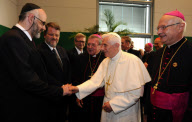 Papstbesuch: Papst Benedikt XVI trifft sich mit Vertretern der jüdischen Gemeinde im Deutschen Bundestag
