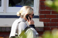 Zara Phillips is picked up by husband Mike Tindall at the Starfish restaurant, Dunedin, New Zealand - 23 Sep 2011