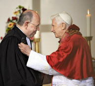 Ökumene beim Papstbesuch: Papst Benedikt XVI trifft im Augustinerkloster in Erfurt mit Vertretern der EKD zusammen