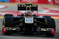 SINGAPORE-F1-GRAND PRIX-FIRST PRACTICE SESSION