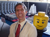 Star Wars Fan builds gigantic LEGO movie scene