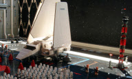 Star Wars Fan builds gigantic LEGO movie scene