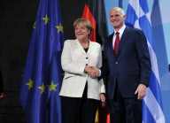 GERMANY-BERLIN-MERKEL-PAPANDREOU-MEETING