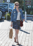 Emma Roberts Sunday Shopping Trip