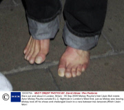 Stars out and about in London, Britain - 05 Sep 2009