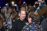 Steve Jobs offers plenty of new toys at MacWorld Conference