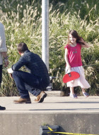 Tom, Katie and Suri Meet Up on the Set of "One Shot"