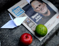 US-NEW YORK-APPLE-STEVE JOBS-CONDOLENCE